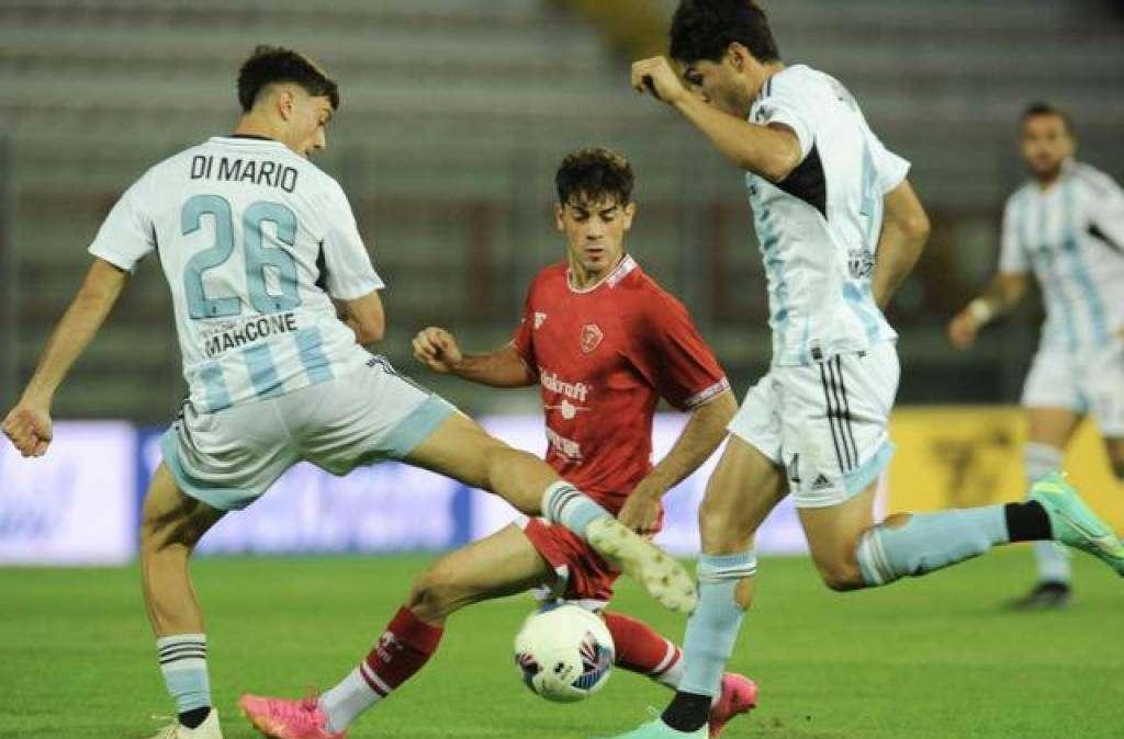 Tutti pazzi per Seghetti! La sua media gol a minuto suscita grandi attenzioni