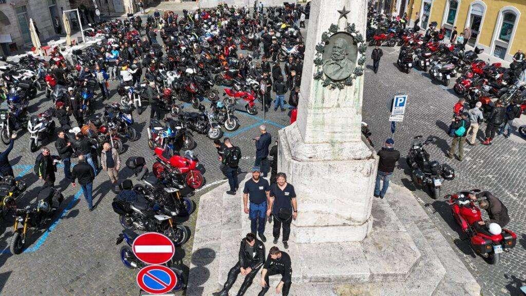 Che successo! 600 centauri per la festa del primo "Motoincontro Spoleto Motor Experience"