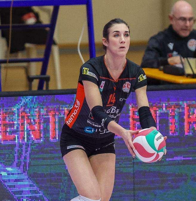Nuova schiacciatrice per la Bartoccini Mc Restauri: ingaggiata Alessia Fiesoli