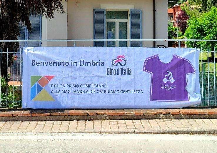 All'insegna della gentilezza! Così Chiara, Silvia e Gaia accoglieranno il Giro d'Italia in Umbria
