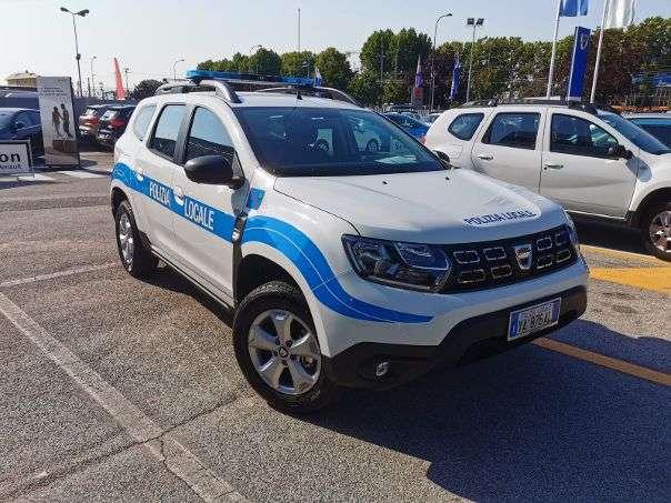 Che storia! Inseguito di corsa e denunciato dopo aver rubato un portafoglio! E non era la prima volta...