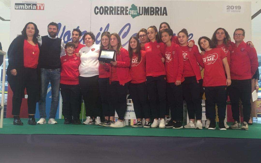 Roberto Goretti e la Juniores femminile del Perugia Calcio premiati a "Vota il campione"