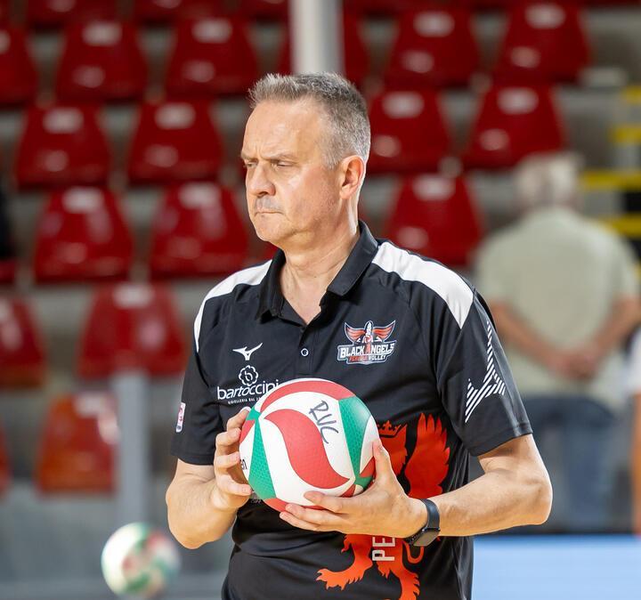 Dopo una sola giornata il tecnico della Bartoccini Perugia Stefano Micoli già chiede di "voltare pagina"
