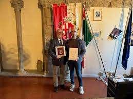 Incontro tra il sindaco di Città di Castello e il presidente uscente del Coni Domenico Ignozza 