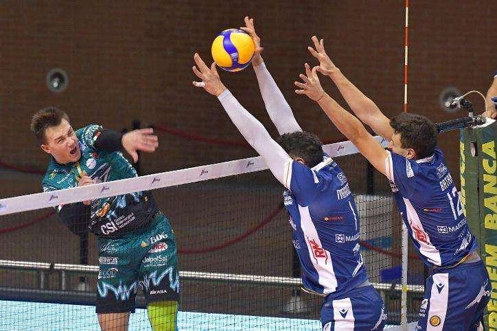 Oggi gara decisiva per la Sir Safety Conad: in palio la qualificazione alla final four di Coppa Italia