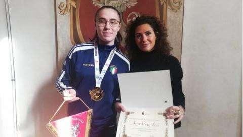 Asia Pergolesi premiata dal Comune di Perugia come orgoglio sportivo della città