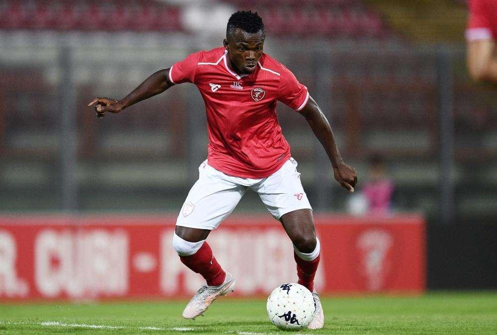 Kouan se ne va a giocare in B a paramentro zero: a Cosenza con Max Alvini