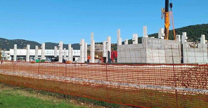 Poseguono a gran ritmo i lavori per il nuovo mega-supermercato Eurospin tra Ellera e Santa Sabina