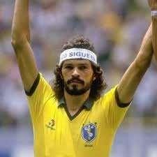 L'assessore comunale allo sport di Perugia ricorda il campione Socrates, che a suo modo cambiò il calcio