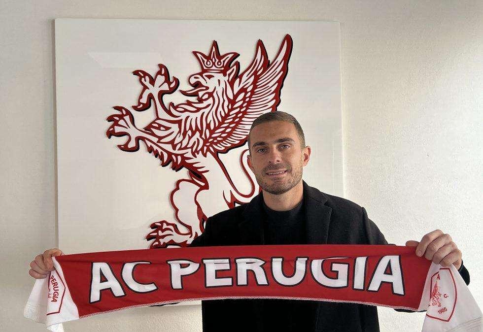 Ufficiale! Leonardo Capezzi è da oggi un giocatore del Perugia! Rinforzo in mediana