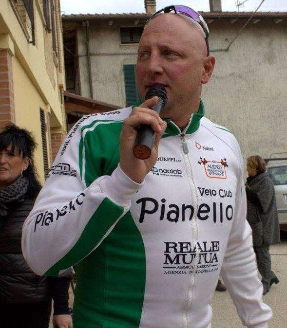 Oggi pomeriggio i funerali di Lorenzo Carnevali: l'ultimo saluto ad un amico 