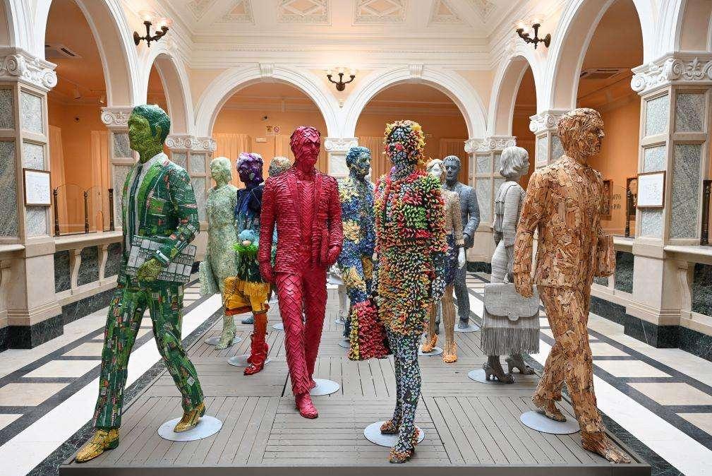 "Rigenera/Renew – Non sono/solo un rifiuto": a Perugia e Gubbio una mostra d'arte realizzata solo con rifiuti