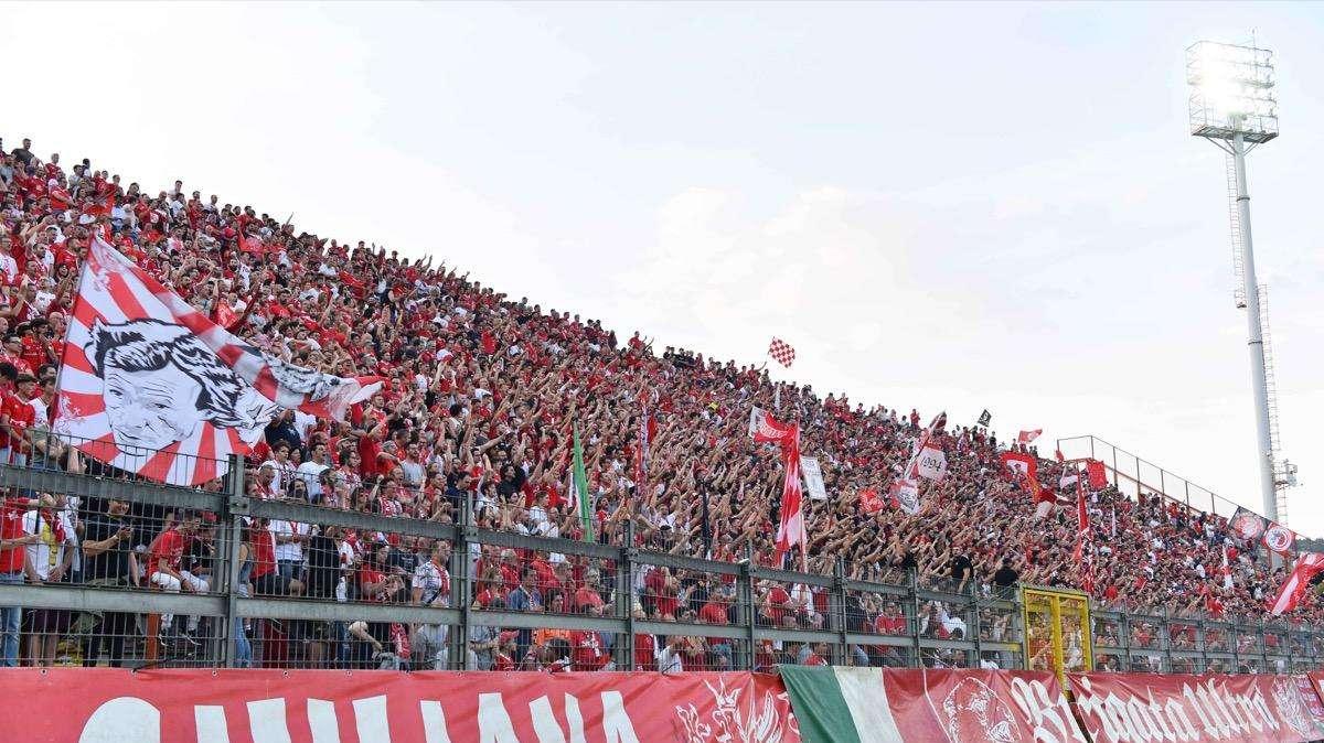 E' ripresa oggi la vendita degli abbonamenti al Perugia: si parte dai 180 euro per la Curva Nord