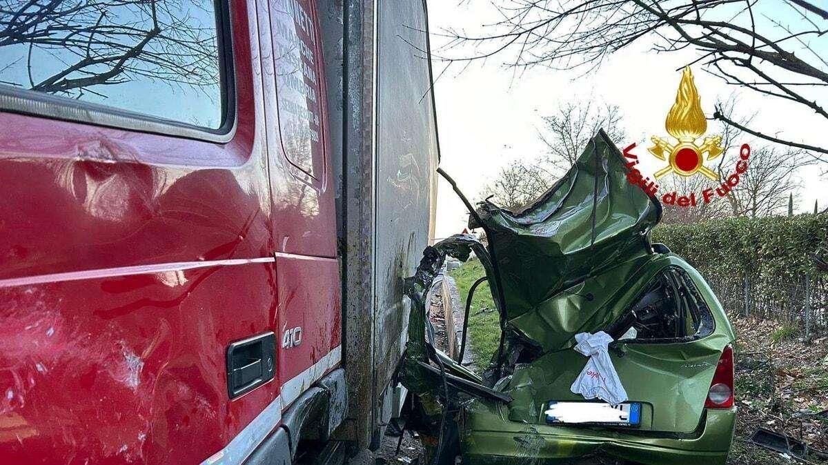 Tragedia a Corciano: Tommaso, 20 anni, morto in un incidente stradale