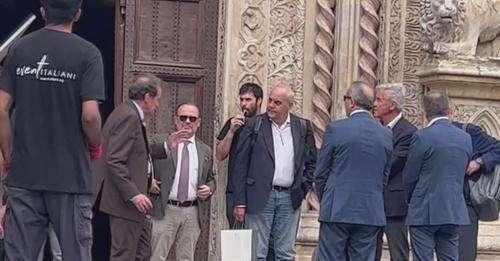 Il Comune di Perugia deve decidere: si fa questo mega centro commerciale attorno al nuovo Stadio Curi?