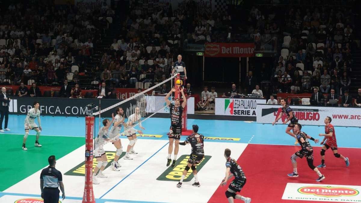 Domani gara-1 delle due semifinali dei playoff scudetto di volley maschile: c'è Sir Perugia-Milano (LIVE su perugia.net)