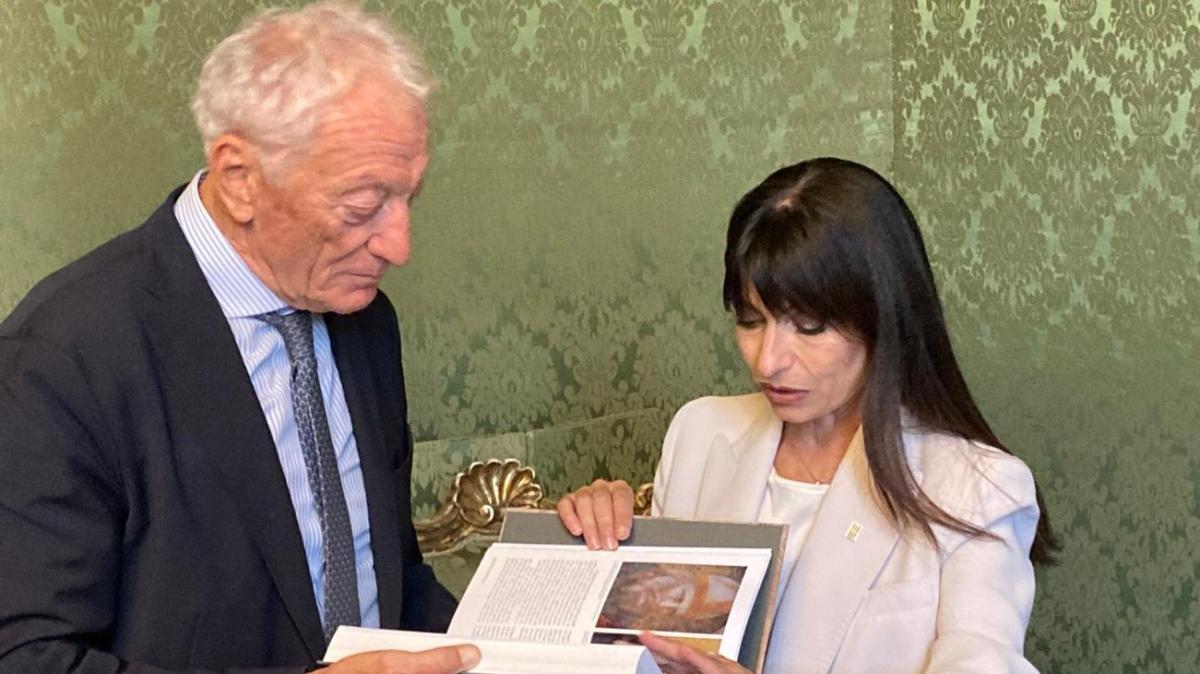 Incontro tra il presidente nazionale del Coni Luciano Bonfiglio e la presidente della Regione Umbria Stefania Proietti