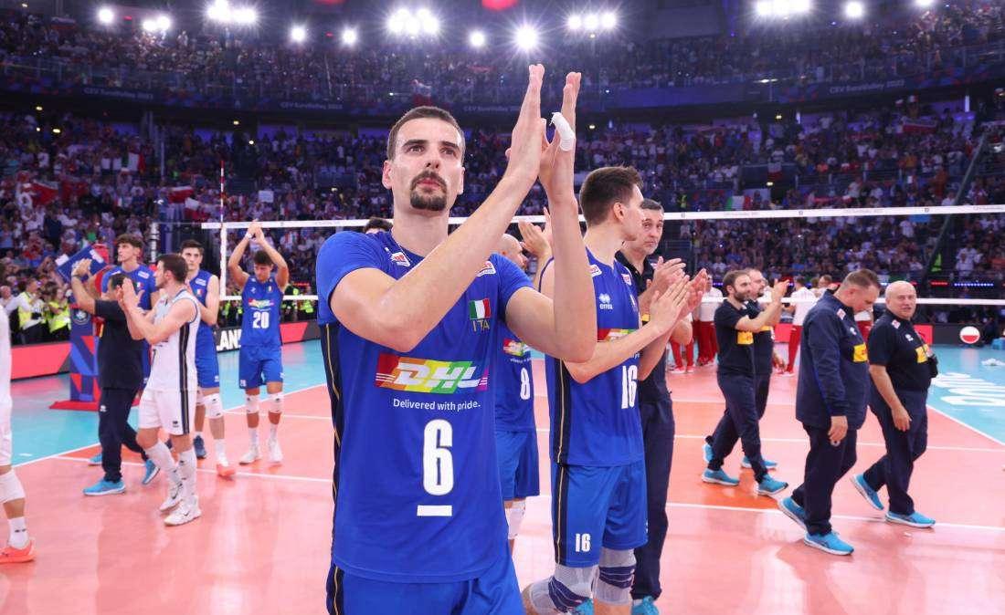 Simone Giannelli in Brasile con la nazionale azzurra di volley, Roberto Russo invece a casa