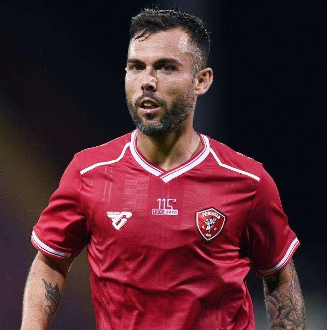 Burrai con un futuro lontano da Perugia: lo vogliono Cagliari e Pordenone