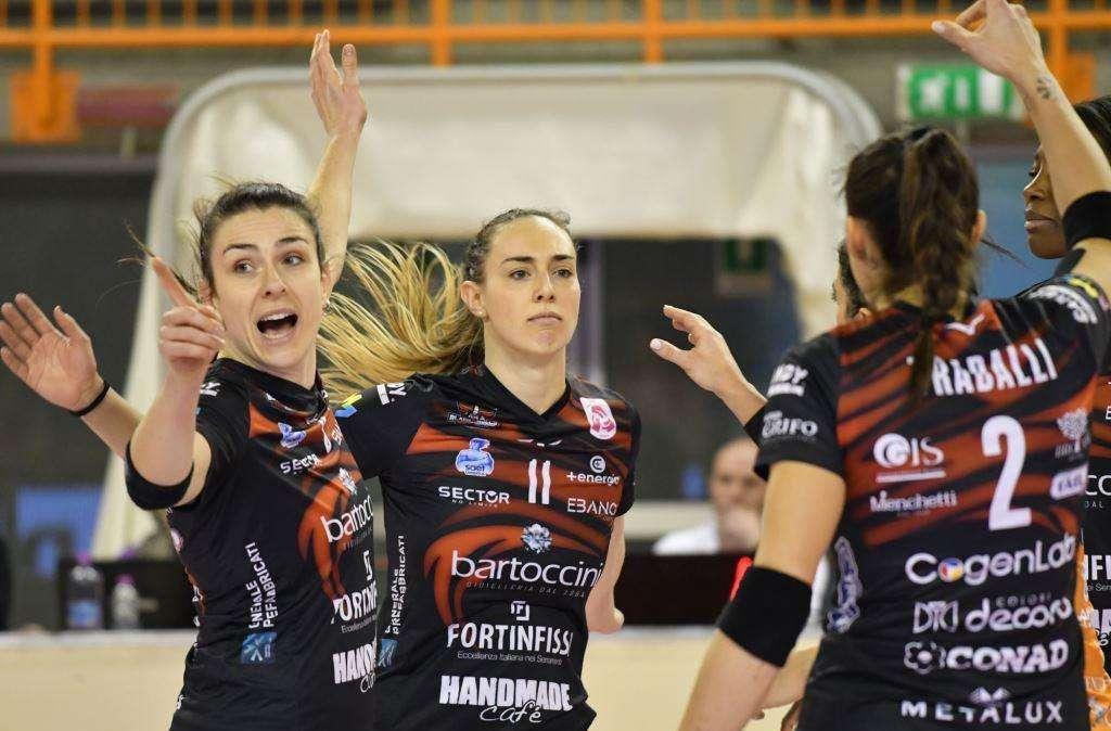 La Bartoccini Perugia vince ancora e vola verso il ritorno in A1 femminile di volley 