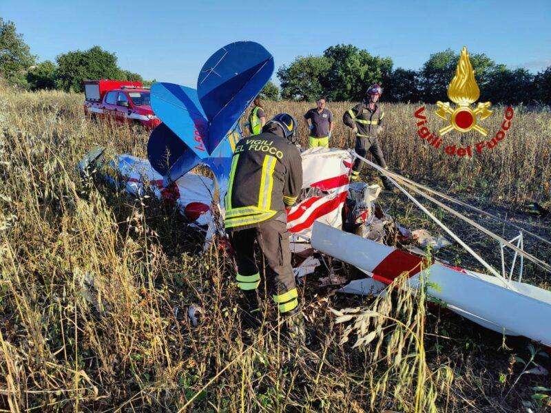 Tragedia a San Mariano di Corciano: due morti sull'ultraleggero precipitato