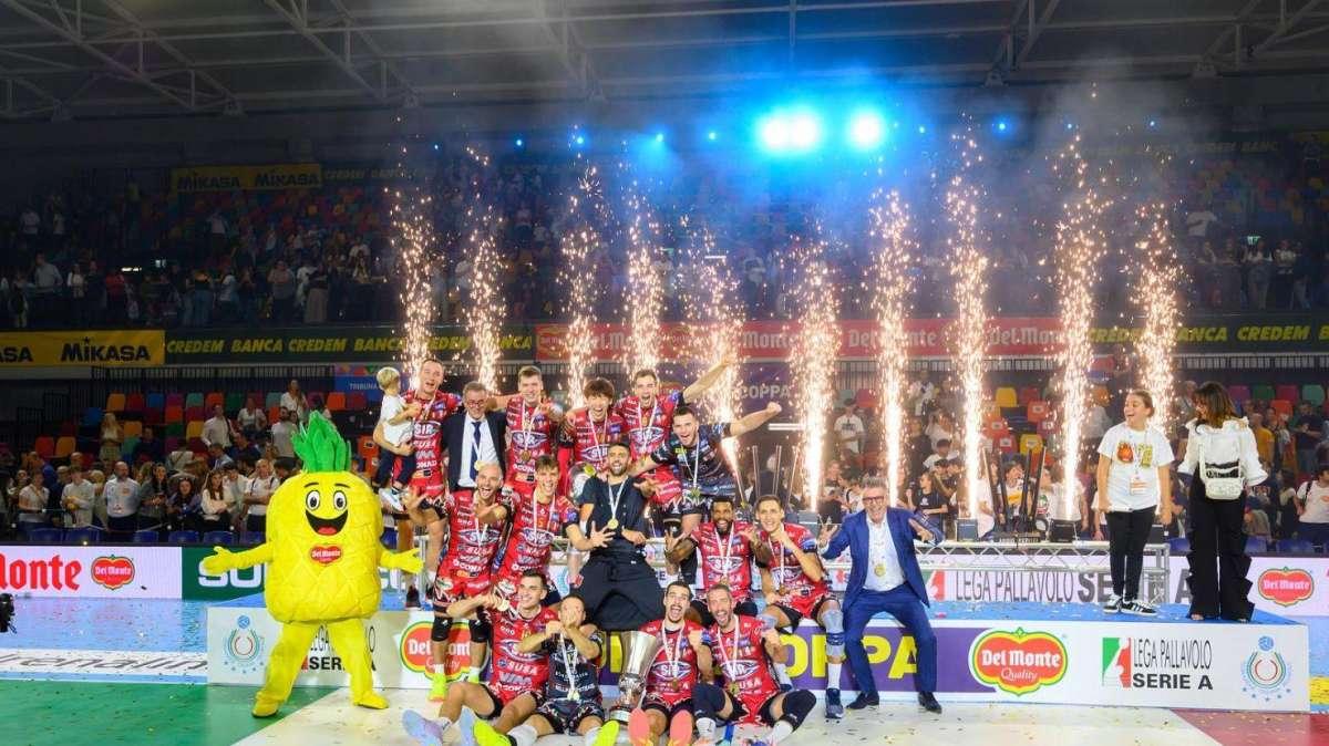 Per coach Angelo Lorenzetti ben cinque i successi in Supercoppa!