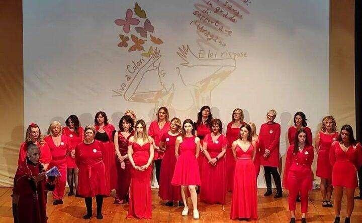 Stasera a Deruta protagonista "Vivo a colori": Claudia Maggiurana porta in scena le emozioni