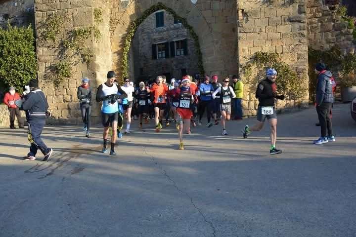 Tanti umbri in gara alla prima edizione della Corsa dei Cipressi di Monticchiello nel cuore della Valdorcia
