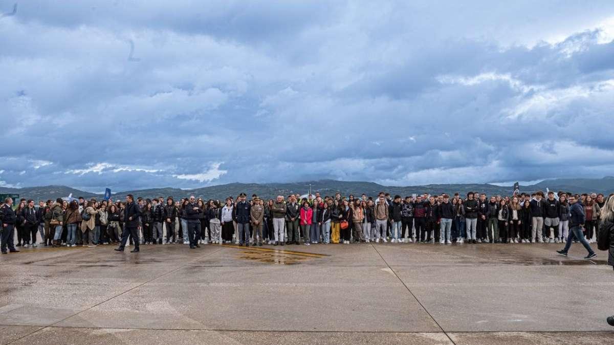 A Perugia il corso del corpo dell’aeronautica militare per gli studenti 