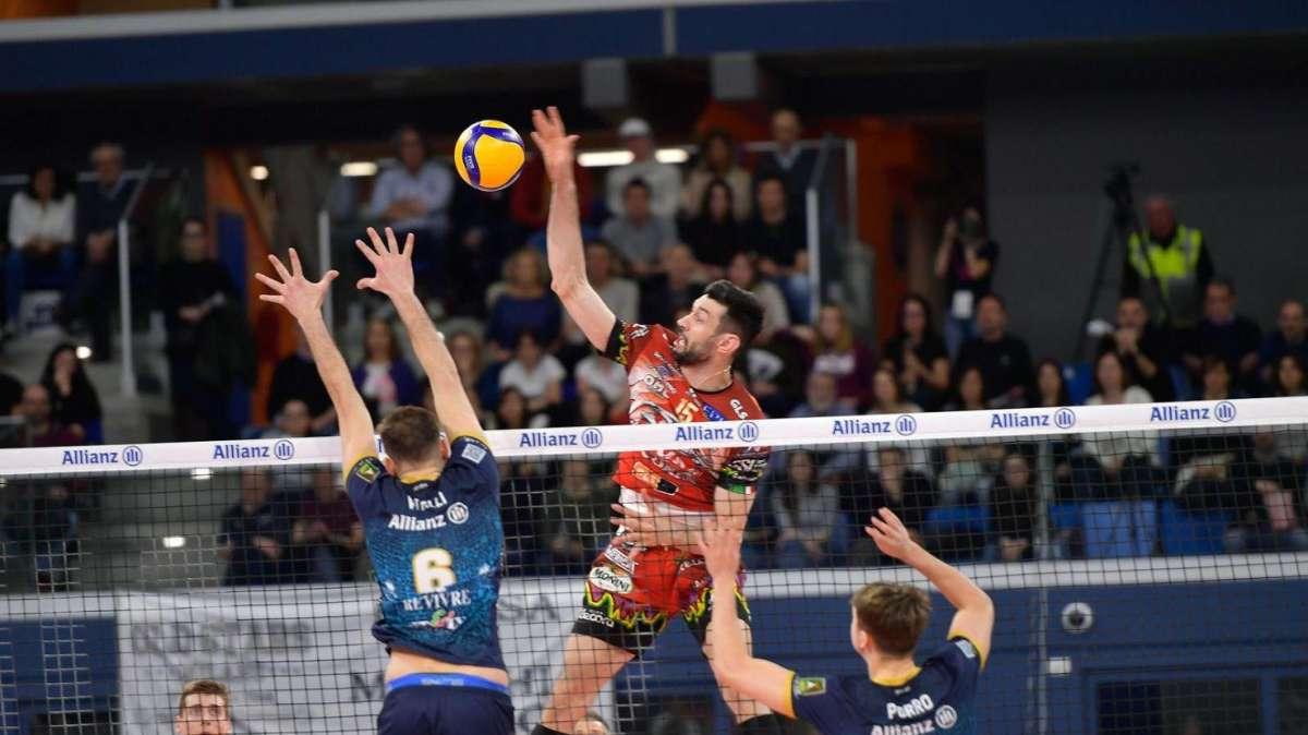Domani gara-3 delle semifinali scudetto: Sir Perugia Milano alle 18 LIVE su www.perugia24.net