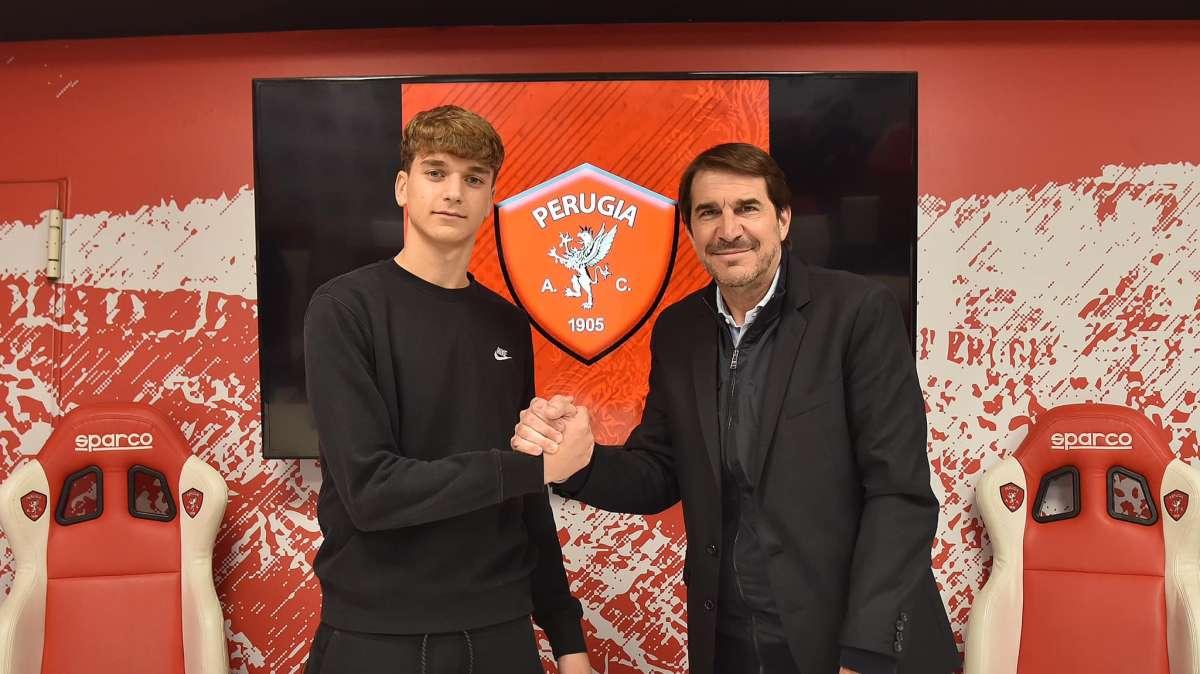 Javier Faroni ha messo sotto contratto al Perugia anche Vinti jr: con il sogno di ripetere le gesta del padre Graziano!