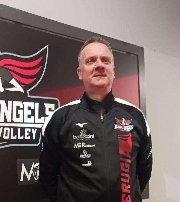 Brutta pagina per il volley femminile: il nuovo coach della Bartoccini Perugia snobba la stampa dopo l'esordio in casa... 
