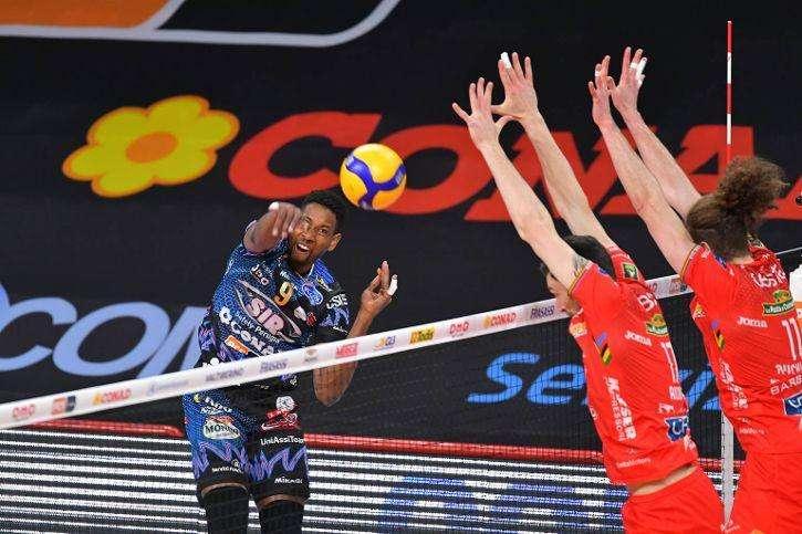 La Sir Safety in campo con il sogno di poter tornare a giocare martedì 27 aprile al Palabarton