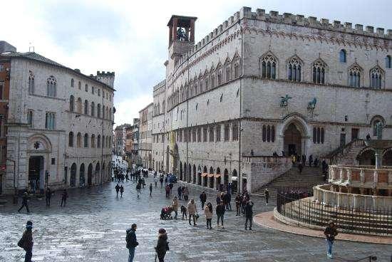 Il primo maggio di corsa da Perugia a Monte Tezio: manifestazione dell'Apd Ponte Felcino