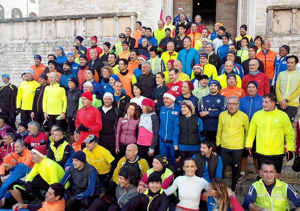 Come ogni 26 dicembre, appuntamento con il Natale del Podista e con la foto nel centro di Perugia
