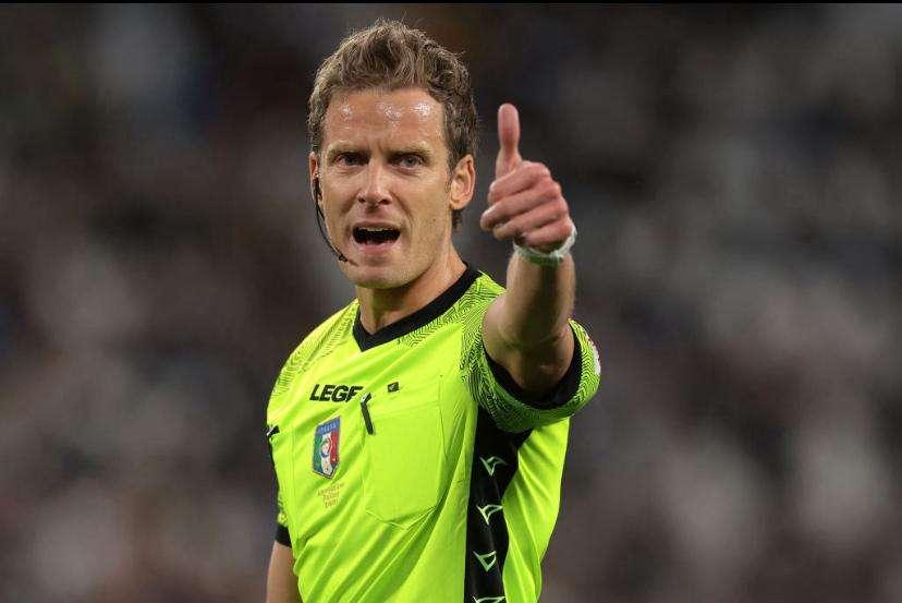 Sarà un arbitro di calcio ad inaugurare la palestra del "Mazzatinti": Chiffi a Gubbio