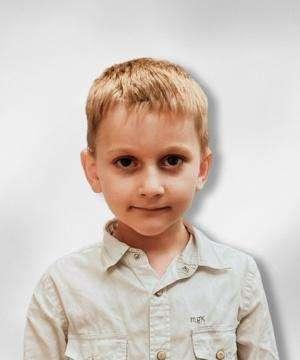 Oggi l'ultimo saluto al piccolo Matei: la comunità di Magione si stringe alla famiglia per i funerali
