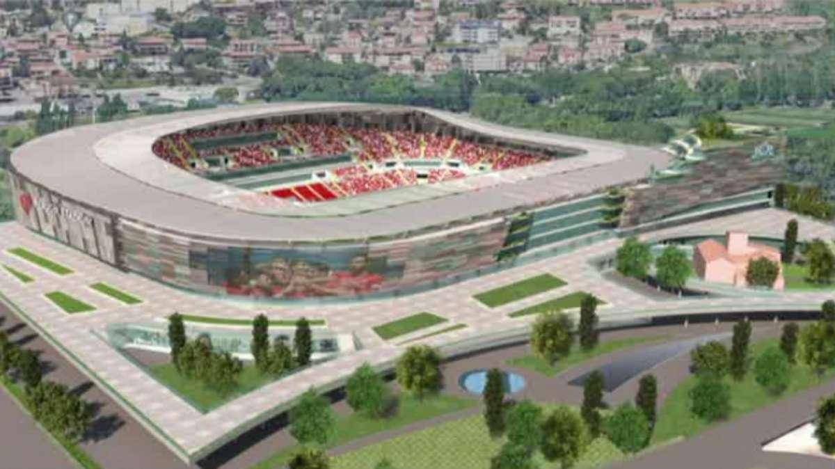 Vecchio e nuovo Stadio Curi: si va alla ricerca di soluzioni 