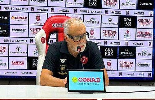 La conferenza stampa del tecnico Piero Braglia per presentare la gara Pineto-Perugia