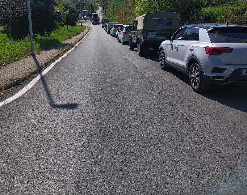 Che fare? Ogni giorno proteste per le lunghissime file alla ricicleria di Corciano: il tutto nel silenzio...