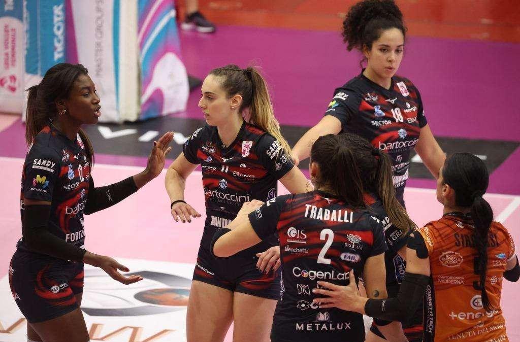 La Bartoccini Perugia in campo domani al PalaBarton per riprendersi la vetta in A2 di volley femminile