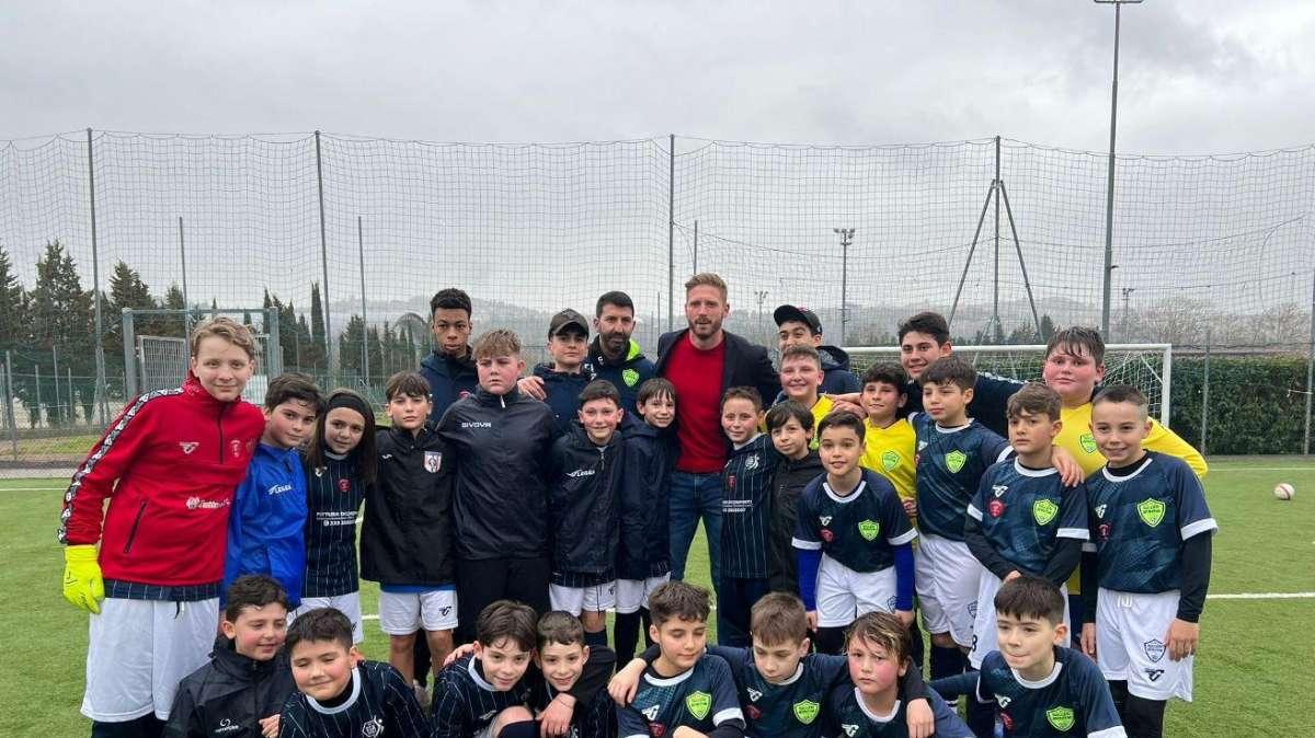 Che beffa per due squadre di bambini della Calabria! Erano già arrivati a Perugia per seguire la partita con la Reggina