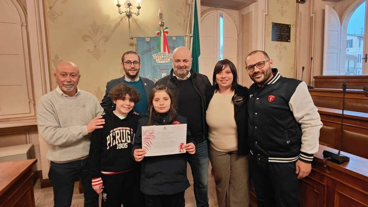 Premiata dal Comune di Marsciano la giovane Maria Elena, calciatrice del Perugia