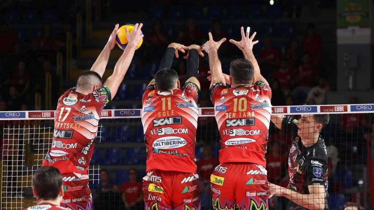 La Sir Susa Vim Perugia si prepara alla sfida di domenica al PalaBarton contro Civitaniva