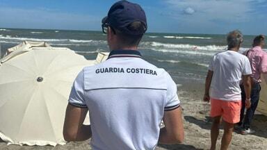 Tragedia a Riccione: Giampaolo, umbro di 79 anni muore dopo il bagno davanti alla moglie