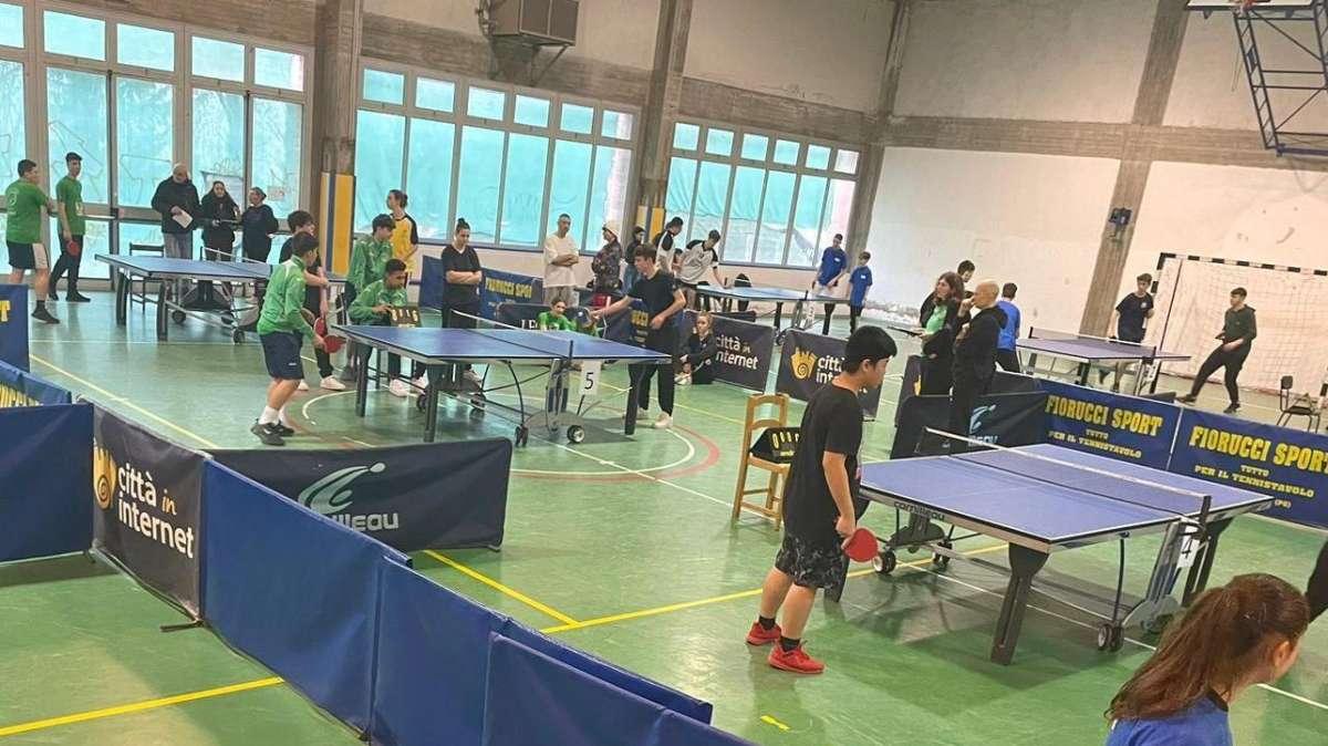 Gran partecipazione agli studenteschi di tennistavolo a Perugia