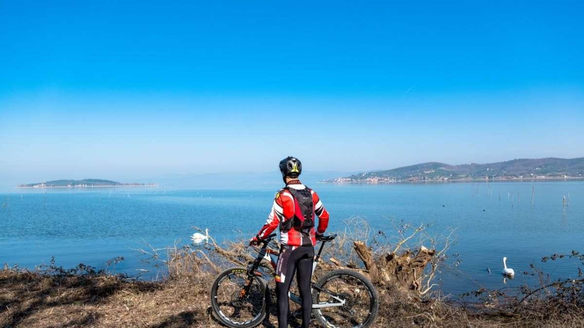 “U-FLOW | Umbria – Fiumi Lago On Water”: nuovo progetto per promuovere il cicloturismo