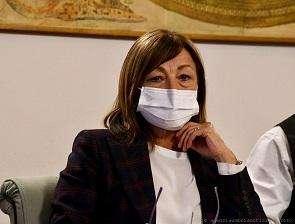 Ecco l'ordinanza di Donatella Tesei: sino al 24 aprile meno restrizioni per le scuole e per lo sport 