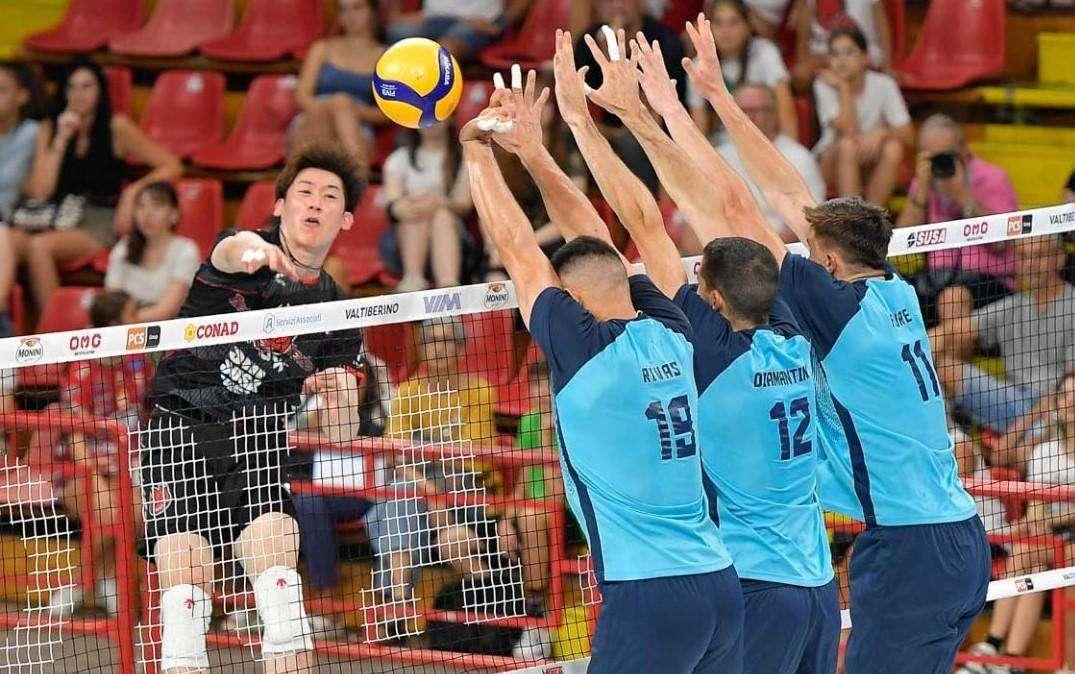 Tutti pazzi per Yuki Ishikawa! Oltre 6000 hanno seguito l'amichevole della Sir Perugia contro Cisterna!