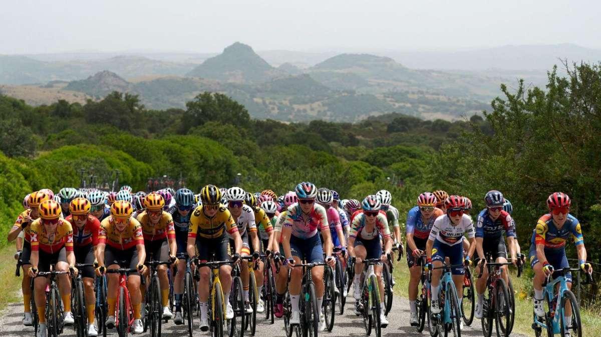 In occasione delle tappe umbre del Giro d'Italia c'è Zondacrypto tra i partner della corsa rosa